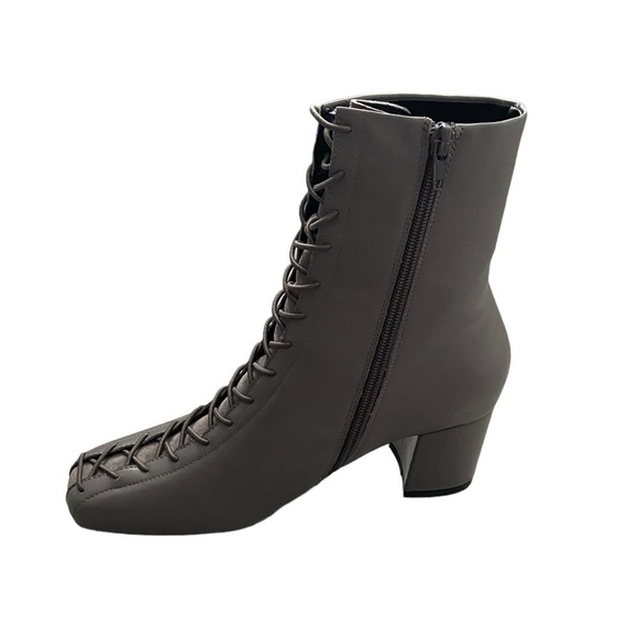 NEW The Feels Company Slip Sk8 Blocked Heel Bootie Gray Steampunk Witch sz 6.5 - Picture 4 of 8